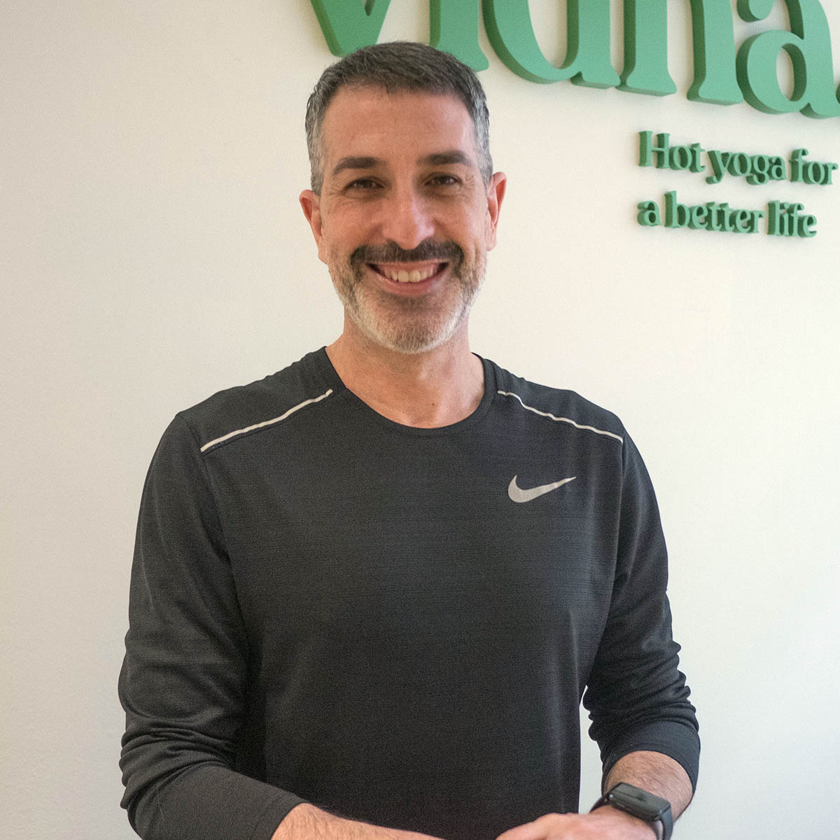 Guillermo Benedí profesor de Warm Vyniasa