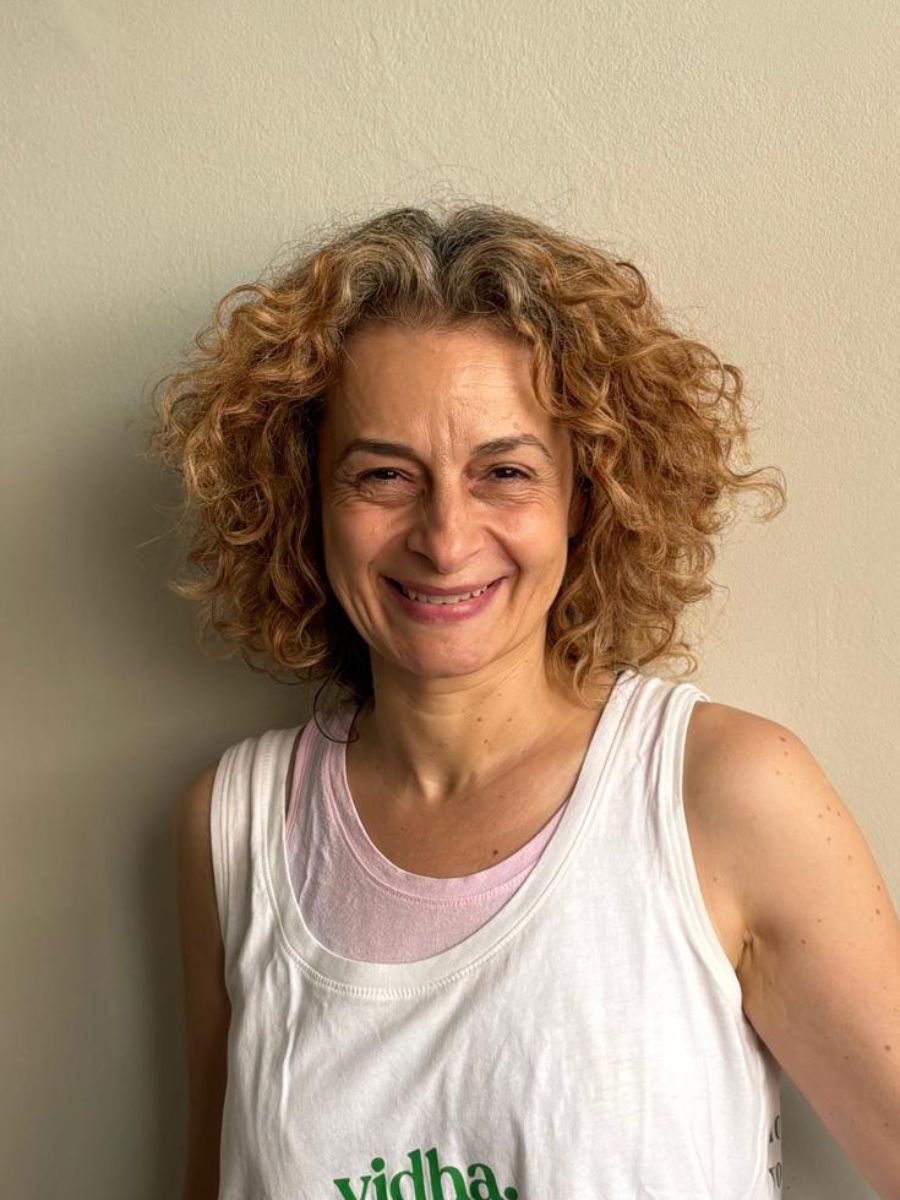 Sabrina Berdejo profesora vidha hot yoga
